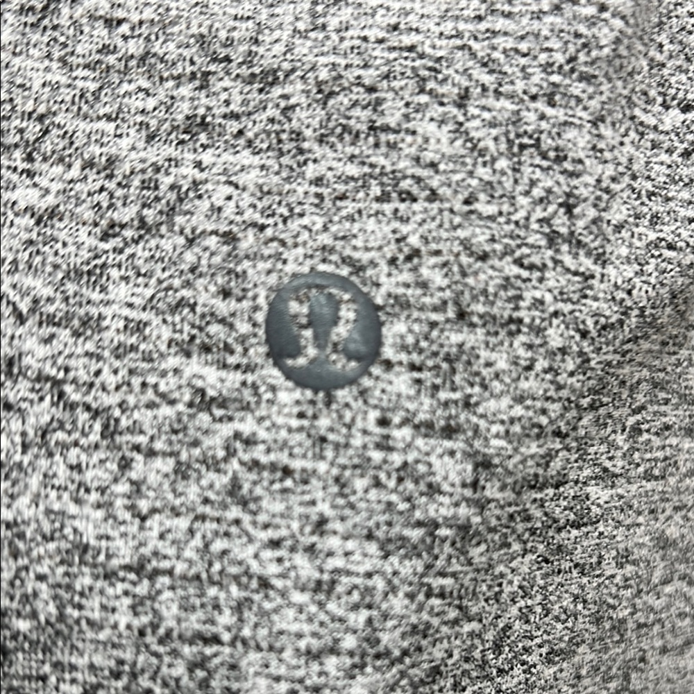 Lululemon Gray Long Sleeve Neck Top Mens Small - Picture 4 of 4